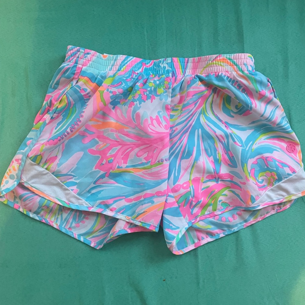 Lilly Luxletic XS Shorts